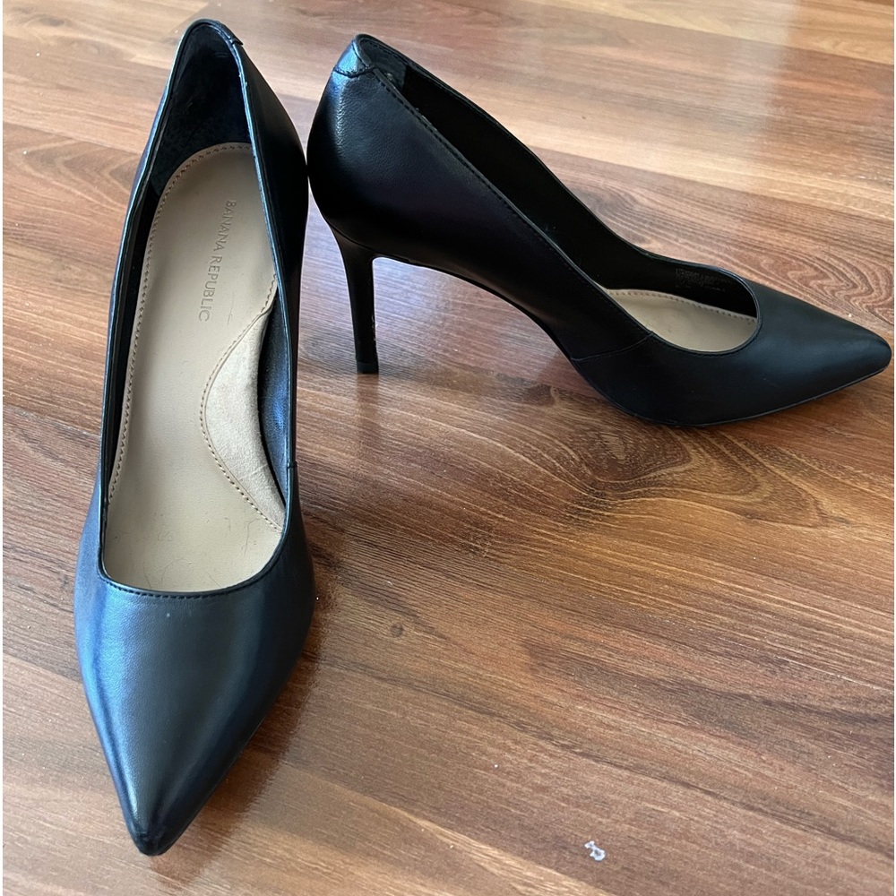 Banana republic Madison 12 hour pump